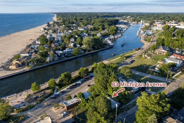 83 Michigan Avenue, South Haven, MI 49090