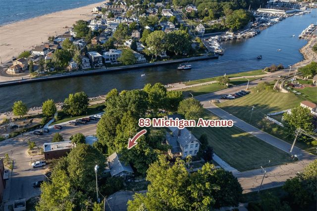 83 Michigan Avenue, South Haven, MI 49090