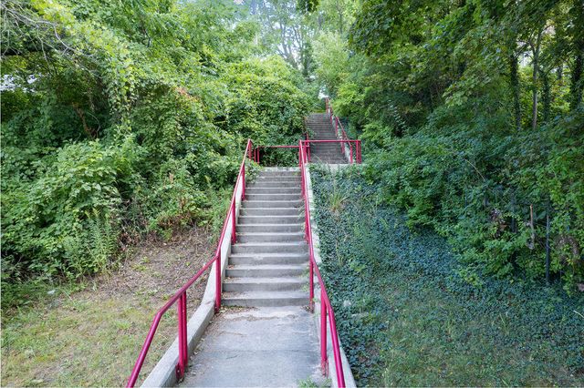 83 Michigan Avenue, South Haven, MI 49090