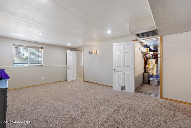 3580 E White Sands LN, Post Falls, ID 83854