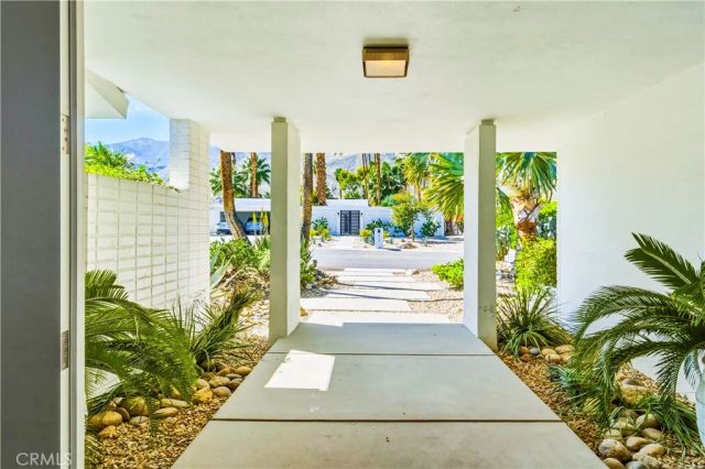 2736 S CAMINO REAL, Palm Springs, CA 92264