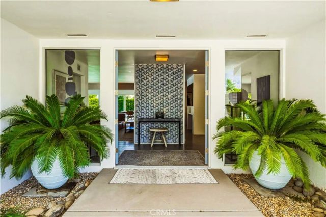 2736 S CAMINO REAL, Palm Springs, CA 92264