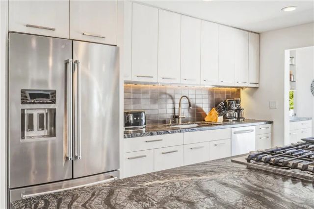 2736 S CAMINO REAL, Palm Springs, CA 92264