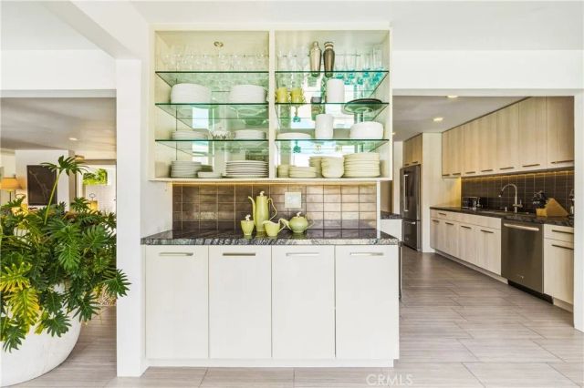 2736 S CAMINO REAL, Palm Springs, CA 92264