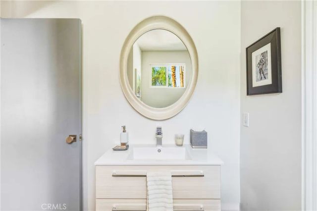 2736 S CAMINO REAL, Palm Springs, CA 92264