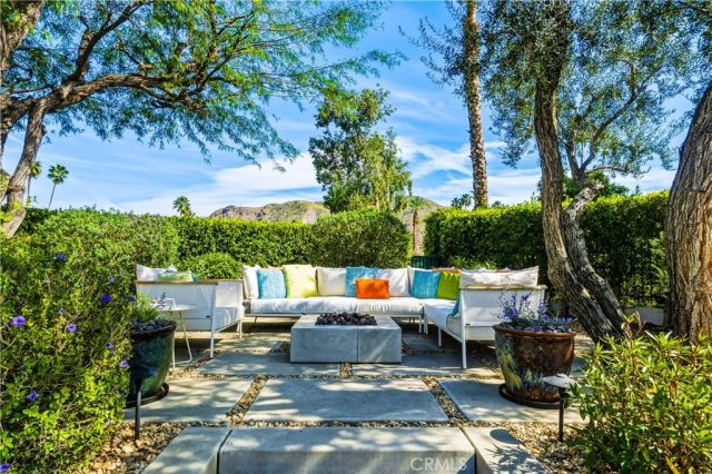 2736 S CAMINO REAL, Palm Springs, CA 92264