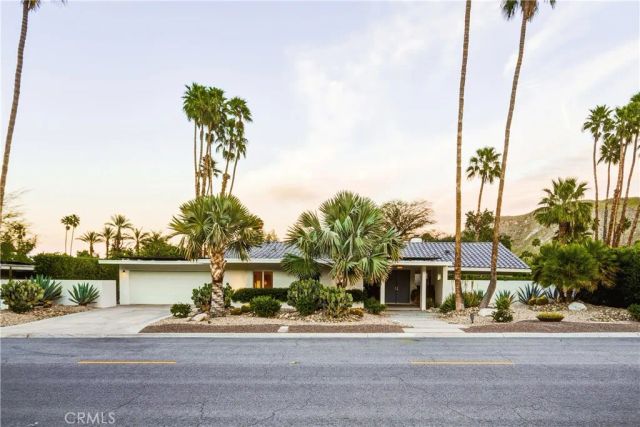 2736 S CAMINO REAL, Palm Springs, CA 92264