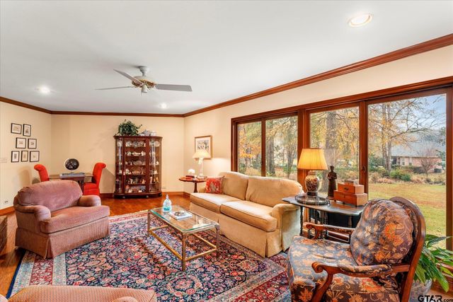 1103 S Williams Ave, Mt Pleasant, TX 75455