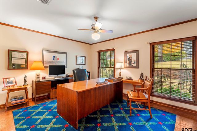 1103 S Williams Ave, Mt Pleasant, TX 75455