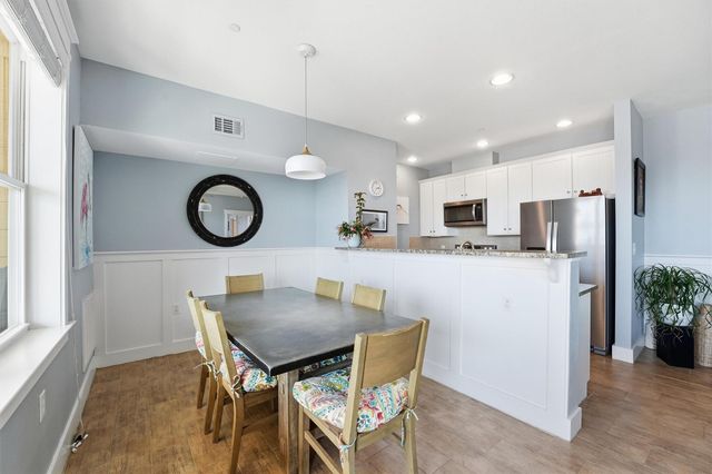 27010 Estuary Drive 102, Galveston, TX 77554