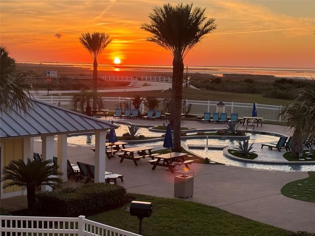 27010 Estuary Drive 102, Galveston, TX 77554