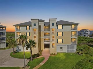 27010 Estuary Drive 102, Galveston, TX 77554