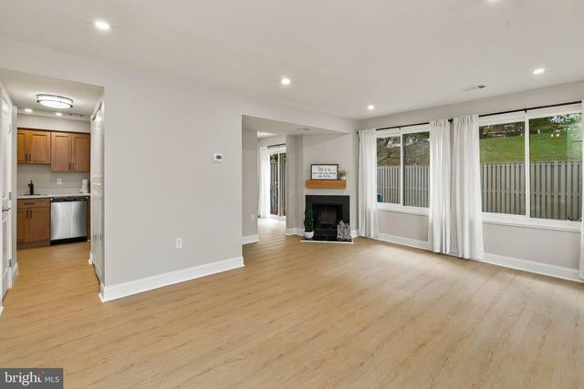 18646 MUSTARD SEED CT, Germantown, MD 20874