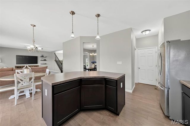 302 Pecan Bluffs Drive, Wentzville, MO 63385