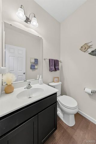 302 Pecan Bluffs Drive, Wentzville, MO 63385