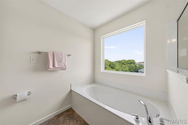 302 Pecan Bluffs Drive, Wentzville, MO 63385
