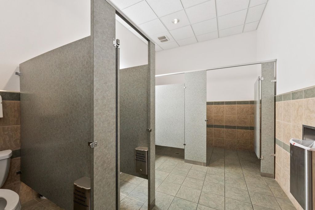 401 1/2 S Main St, Colville, WA 99114 photo 15