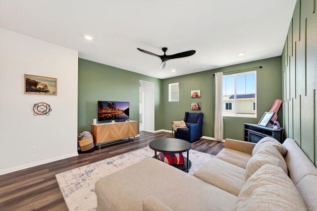 28252 Farm Creek Way, Valley Center, CA 92082