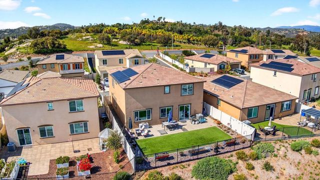 28252 Farm Creek Way, Valley Center, CA 92082