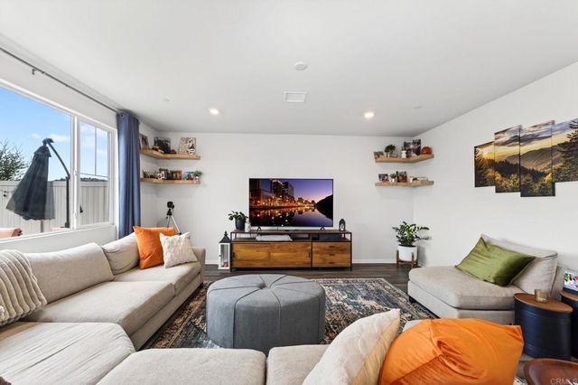 28252 Farm Creek Way, Valley Center, CA 92082