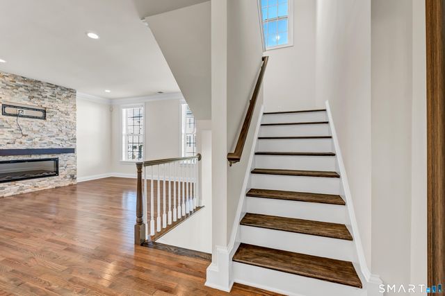 10 Putnam Lane 10, Danbury, CT 06810