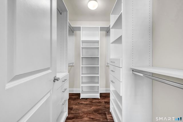 10 Putnam Lane 10, Danbury, CT 06810