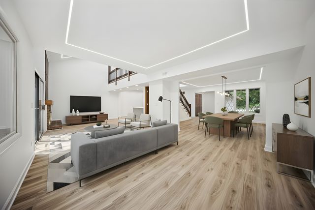 567 Cress Creek Lane, Crystal Lake, IL 60014