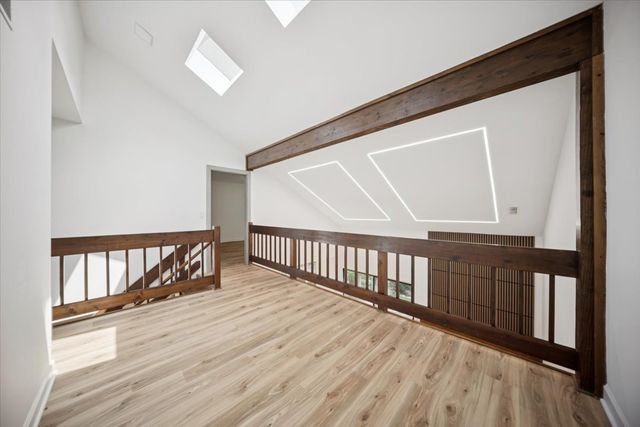 567 Cress Creek Lane, Crystal Lake, IL 60014