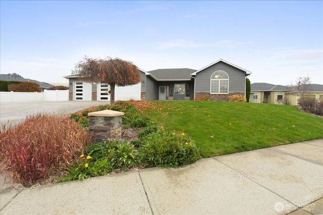 154 Springhill Drive, East Wenatchee, WA 98802