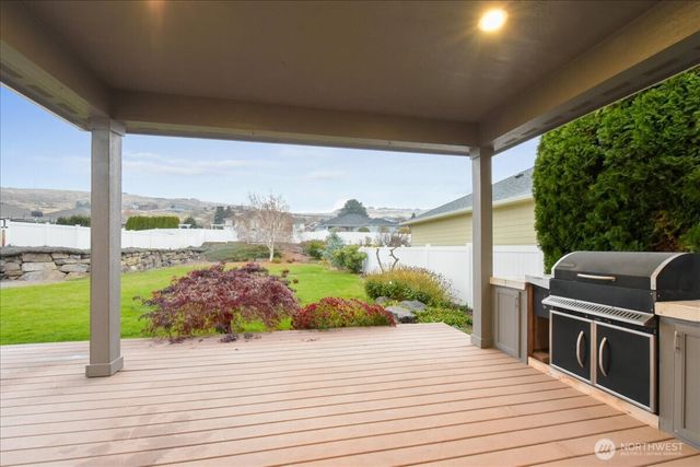 154 Springhill Drive, East Wenatchee, WA 98802