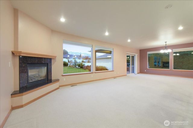 154 Springhill Drive, East Wenatchee, WA 98802