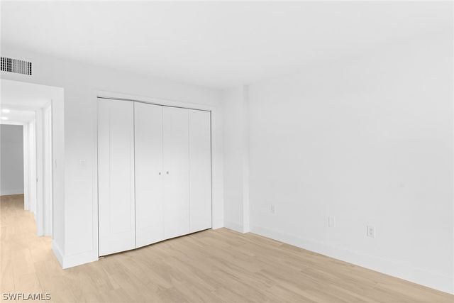 1300 Gulf Shore BLVD N 102, Naples, FL 34102