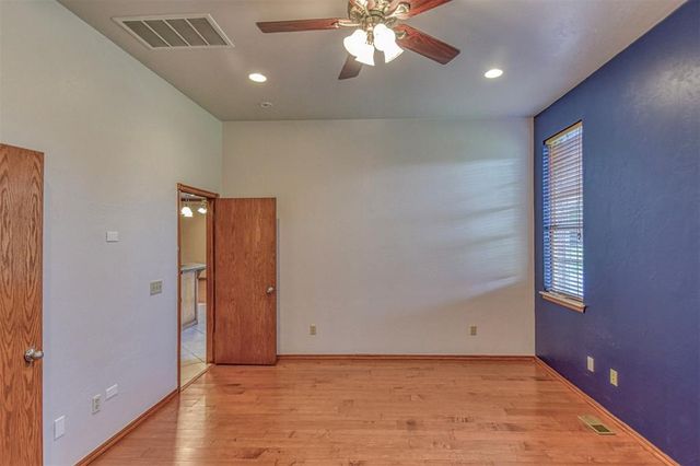 3853 Deer Brook Trail, Piedmont, OK 73078