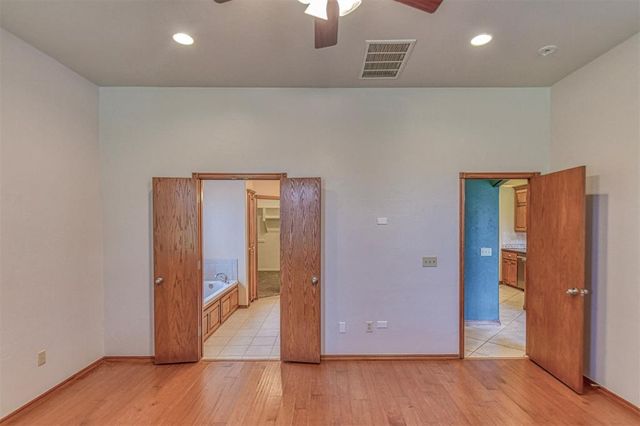 3853 Deer Brook Trail, Piedmont, OK 73078