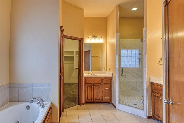 3853 Deer Brook Trail, Piedmont, OK 73078