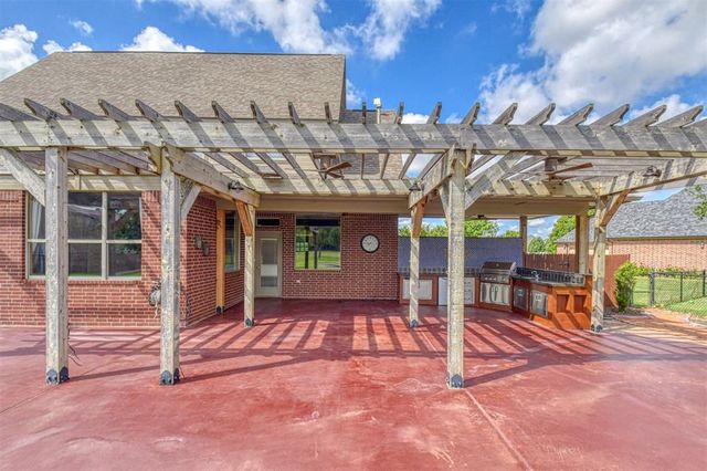 3853 Deer Brook Trail, Piedmont, OK 73078