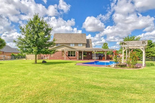 3853 Deer Brook Trail, Piedmont, OK 73078
