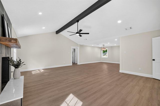 903 Chetwood Circle, League City, TX 77573