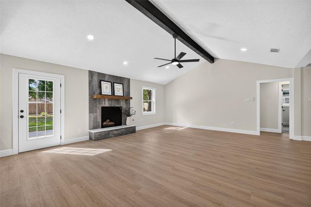 903 Chetwood Circle, League City, TX 77573