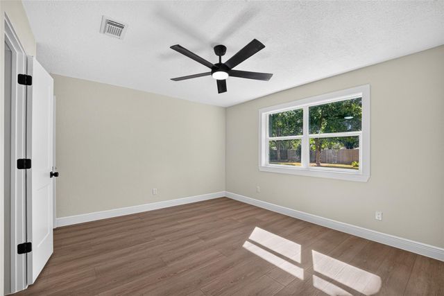 903 Chetwood Circle, League City, TX 77573