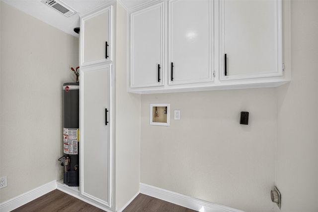 903 Chetwood Circle, League City, TX 77573