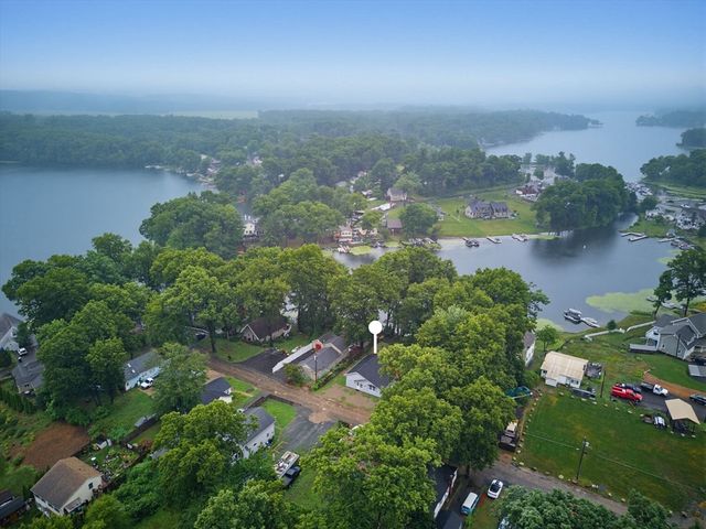 109 N Lake Ave, Southwick, MA 01077