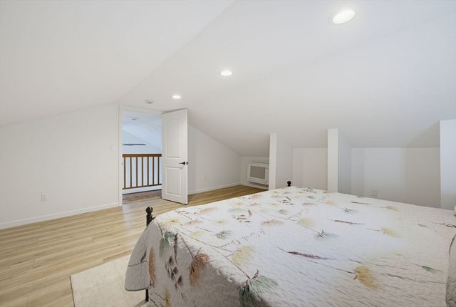 109 N Lake Ave, Southwick, MA 01077