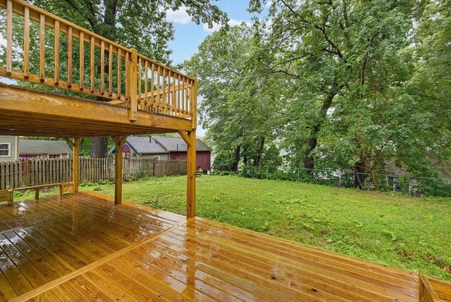 109 N Lake Ave, Southwick, MA 01077