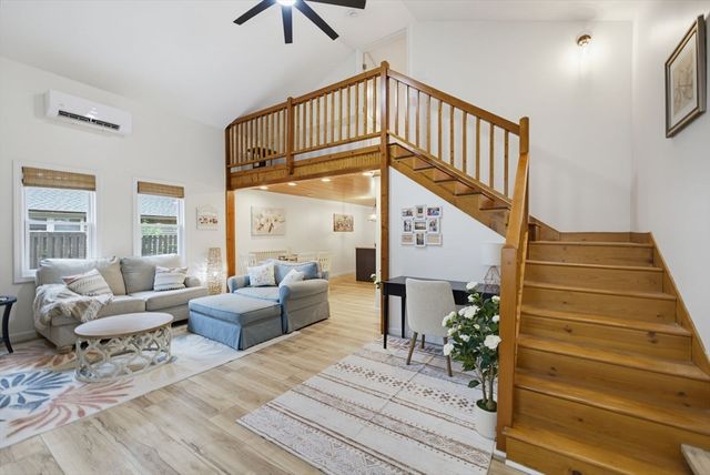 109 N Lake Ave, Southwick, MA 01077