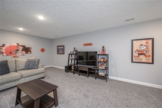 1330 Chelton Drive, Kent, OH 44240