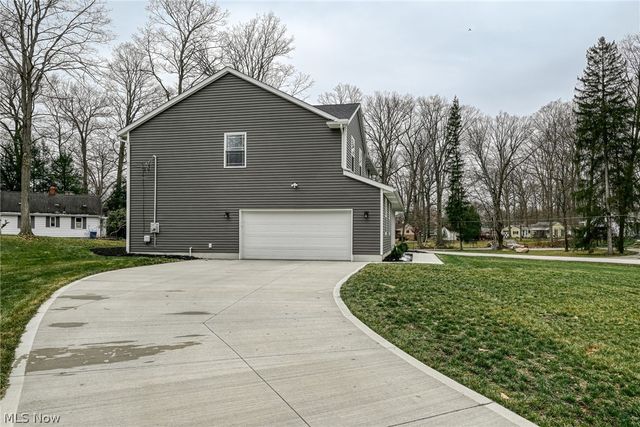 1330 Chelton Drive, Kent, OH 44240