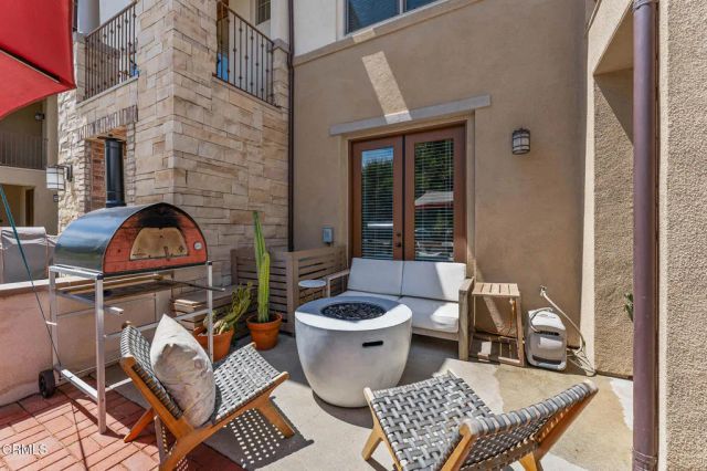 167 Westpark Court 102, Camarillo, CA 93012