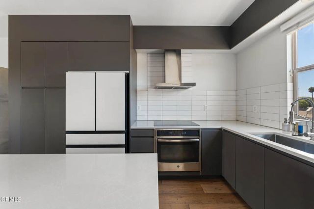 167 Westpark Court 102, Camarillo, CA 93012