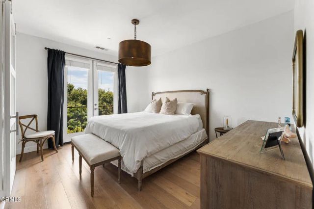 167 Westpark Court 102, Camarillo, CA 93012